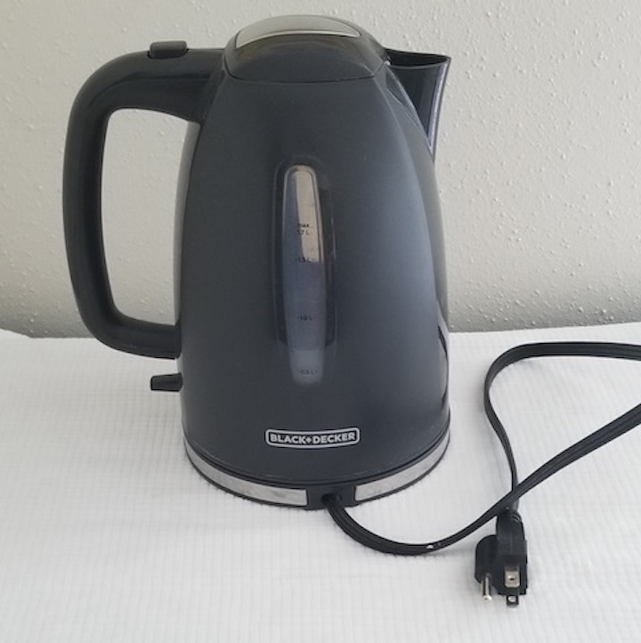 HOT WATER POT